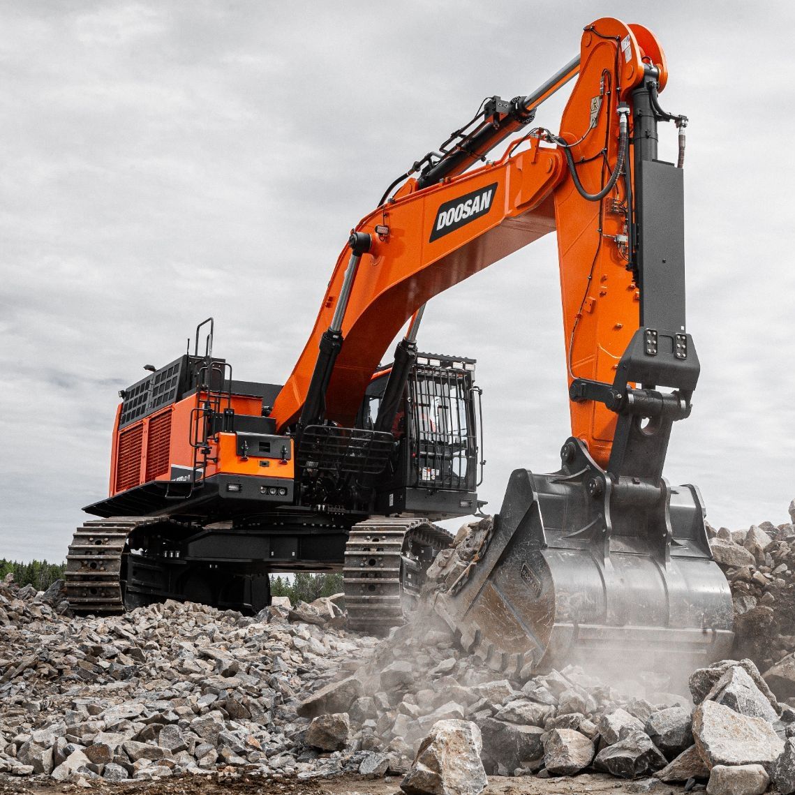 Großformatiger Bagger DX800LC 7 DAEWOO Construction Equipment