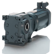 Elektromotor: Schneckengetriebemotor 0.12 - 12 kW, max. 4 200 Nm | COMBIGEAR S KEB