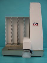 Mikrotiterplatten-Stapelf&ouml;rderer iX AB Controls, Inc.