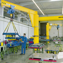 S&auml;ulen- und Wandschwenkkran max. 10 000 kg  Demag Cranes & Components