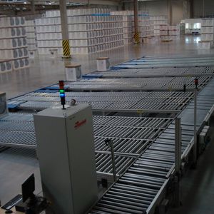 Rollenförderer / automatisch / für Materialumschlag / Transport