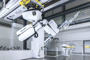 Knickarmroboter / 6-Achs / für Pressen-Prozesssteuerung / für Automobilanwendungen
