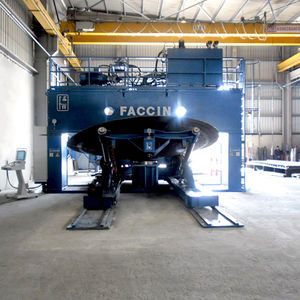 hydraulische Presse / Form / mit Manipulator / für Klöpperböden