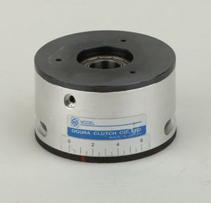 Kupplung und Bremse / Friktion / Hysterese / elektromagnetisch / Magnet