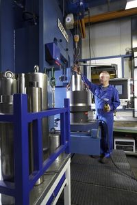 Spannvorrichtung / hydraulisch gesteuert / Welle