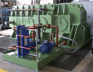 Schneckenzahnrad-Getriebe / parallel / für die Zementindustrie