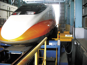 CNC-Drehmaschine / kompakt / zum Profilieren von Eisenbahnrädern