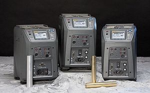 Temperaturkalibrator / für Temperaturfühler / tragbar
