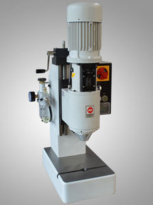 pneumatische Nietmaschine / Radial / Sockel / Tischgerät