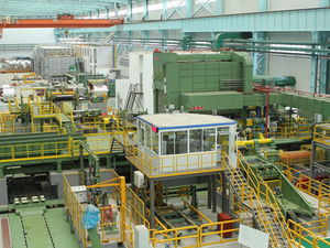 Kaltwalzwerk / für Aluminium / sechs Zylinder