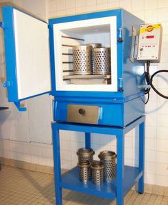 Gießofen / Kammer / elektrisch / programmierbar