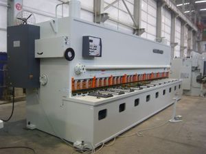 hydraulische Schere / für Metall / für Bleche / Guillotine