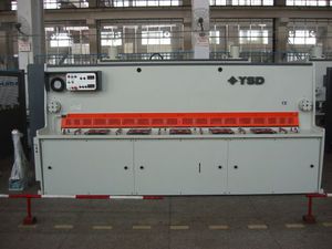 hydraulische Schere / für Metall / Guillotine