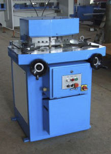 Winkelausklinkmaschine / Ausklink