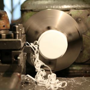 Thermoplast-Kunststoffbearbeitung / thermoplastischer Kunststoff / technische Teile / Großserien