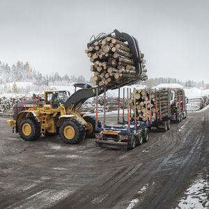 Radlader / mit Gelenk / mit großen Abmessungen / für Bergbau