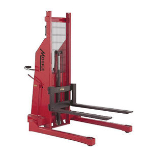 Stapler mit halbelektrischer Gabel / Geh