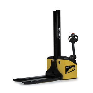 elektrischer Stapler / Geh / für Lagerhallen / für Paletten