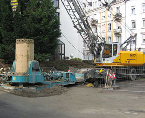 mobiler Kran / Gitter / Baustellen / hydraulisch