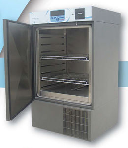 Laborsterilisator / Dampf