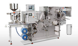 automatische Verpackungsmaschine / Blister / für die medizinische Industrie