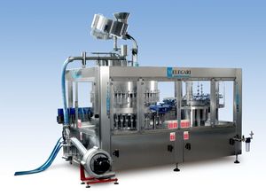 Abfüllanlage für Industrieanwendungen / Alkoholgetränke / für Glasflaschen / vollautomatisch