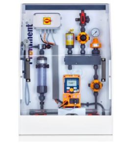 Dosieranlage für Flüssigkeiten / mit peristaltischer Pumpe