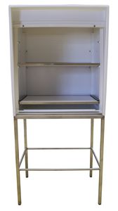 Schutzschrank / Netzwerk / freistehend / Fachböden