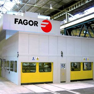 hydraulische Pressenstraße / Umform / vollautomatisch / Transfer