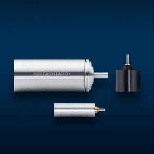 Stirnradgetriebe / Koaxial / spielfrei / für Wellen