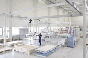 Säulen-Ausleger / wandmontiert / Aluminium / mit Vakuumgreifer