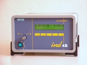 digitales Ohmmeter / Tischgerät / für pyrotechnische Elemente