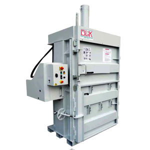 vertikale Ballenpresse / Frontlader / Karton