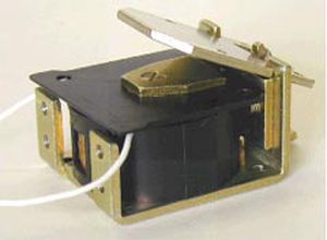 Verriegelungsmagnet / AC/DC / mit Palette