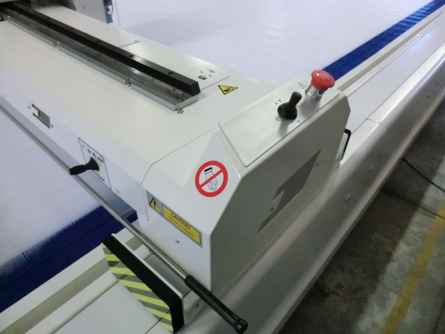 Schneidemaschine für Kunststoffe - BF EV - RAM Elettronica - Textil