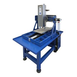 CNC-Fräsmaschine / 3-Achs 1