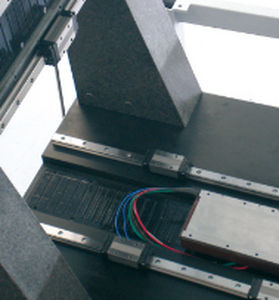 CNC-Fräsmaschine / 3/5-Achs 1