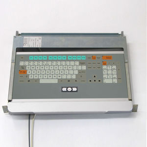 Tastatur auf Einschub
