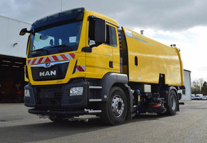 LKW-montierte Kehrmaschine