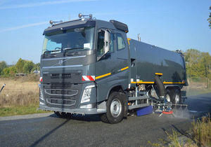 LKW-montierte Kehrmaschine 1