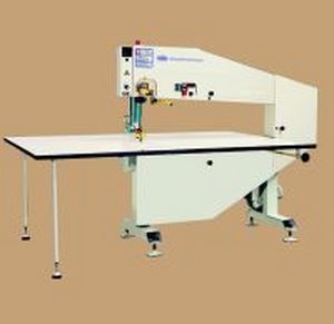 Cutter-Schneidemaschine