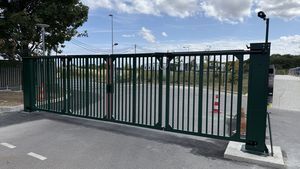 faltbares Eingangstor