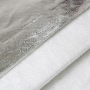 Wärmedämmende Glasfasermatte / Glas 1