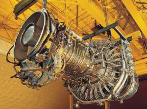 Gas-Turbine / Aeroderivative / mehrstufig / Zweiwellen