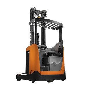 elektrischer Schubmaststapler