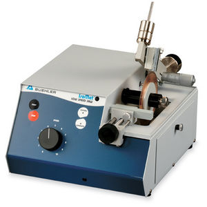 Rundmesser-Schneidemaschine
