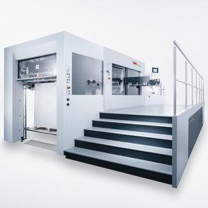 Schneidemaschine mit Ausstecher