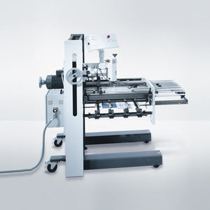 Schneid-Faltmaschine 1