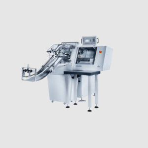 Schneidemaschine mit Ausstecher