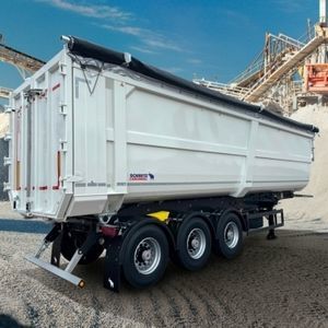 Sattelauflieger für Containertransport